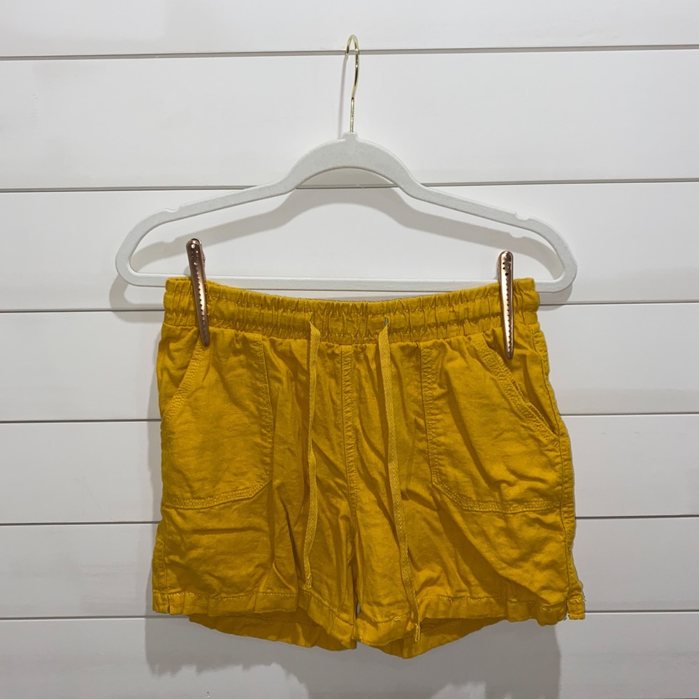 Closet Cleanout✨ Cato’s shorts (Size S)